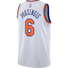 Load image into Gallery viewer, Kristaps Porzingis New York Knicks White Swingman Jersey 2018 - 2019